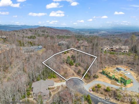 142 Mountain Elder Lane Hendersonville NC 28739