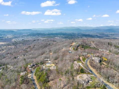 142 Mountain Elder Lane Hendersonville NC 28739