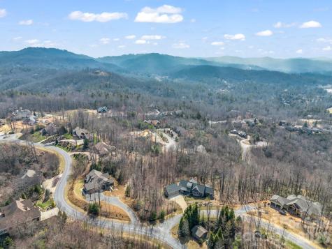 142 Mountain Elder Lane Hendersonville NC 28739