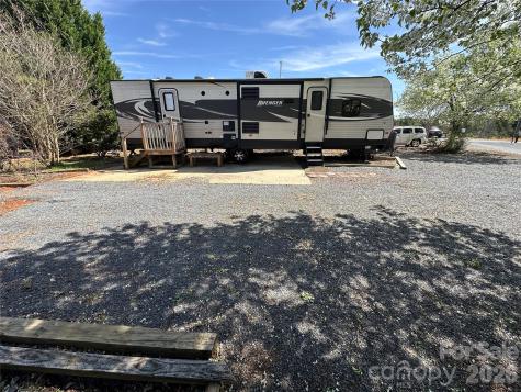 109 Gregory Drive New London NC 28127