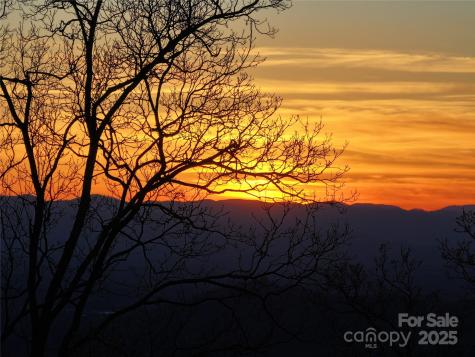 48 Benfield Road Weaverville NC 28787