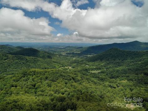 48 Benfield Road Weaverville NC 28787