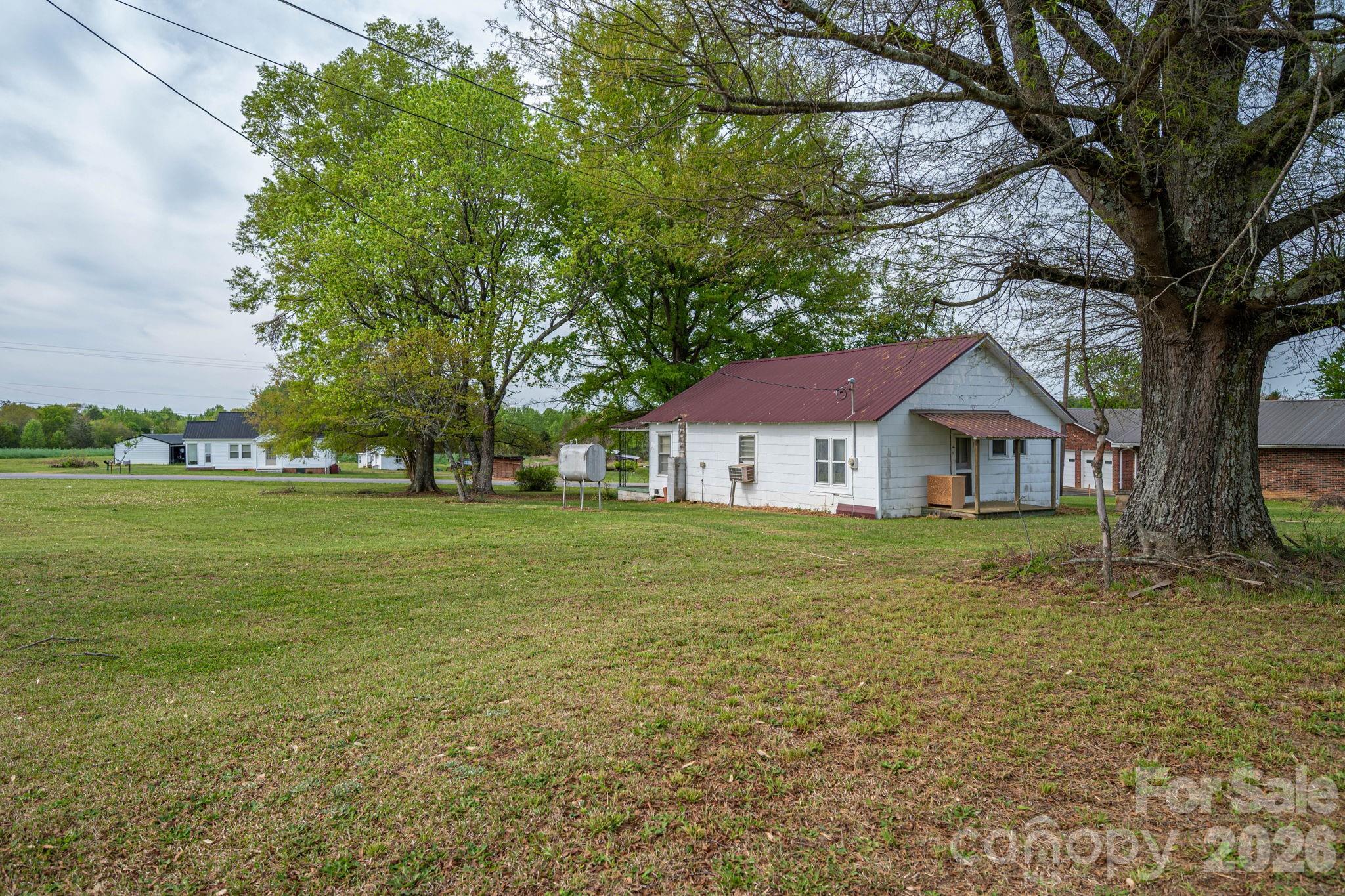 7440 W Nc 27 Highway Vale NC 28168