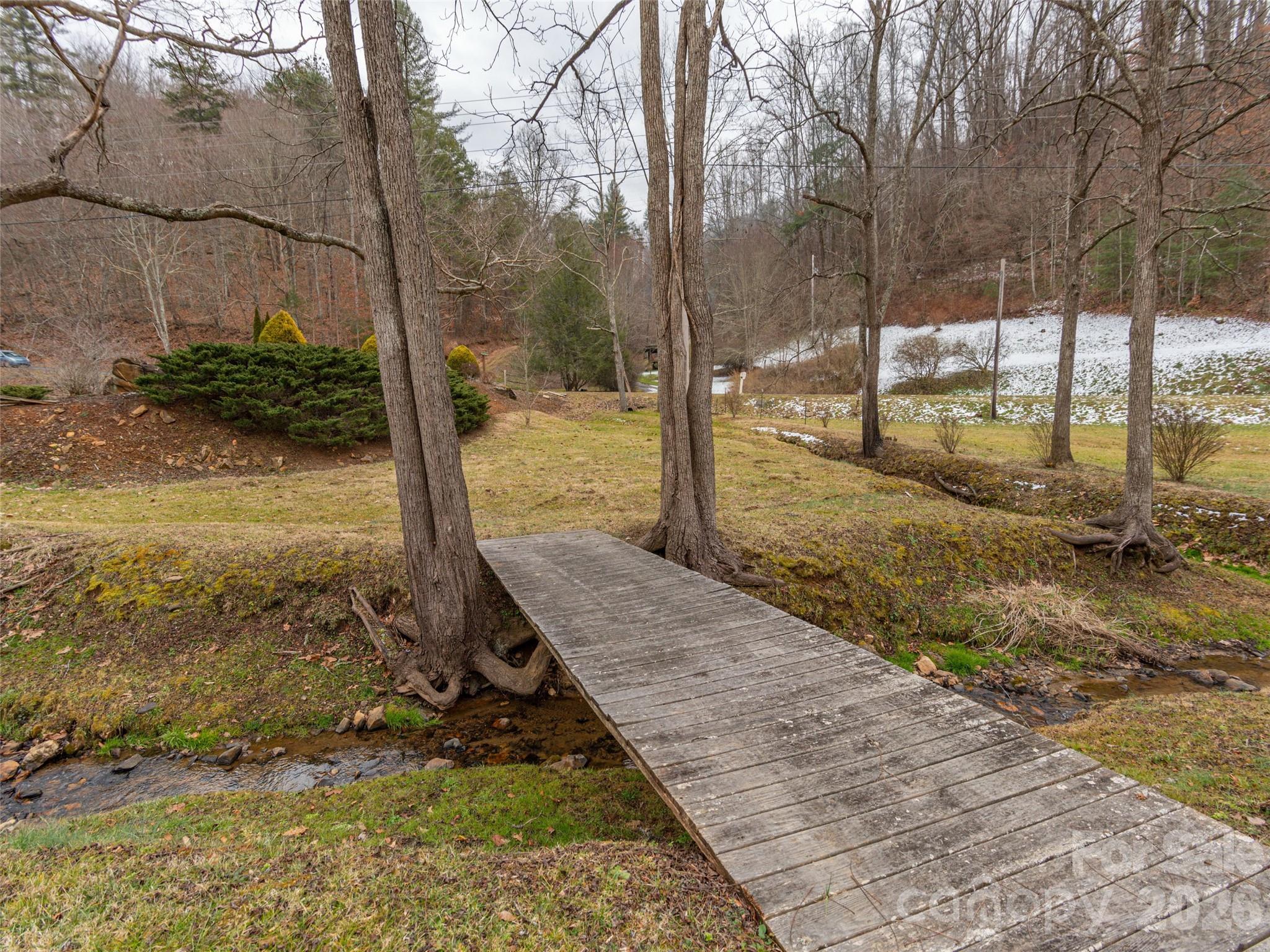 189 Sandys Home Place Mars Hill NC 28754