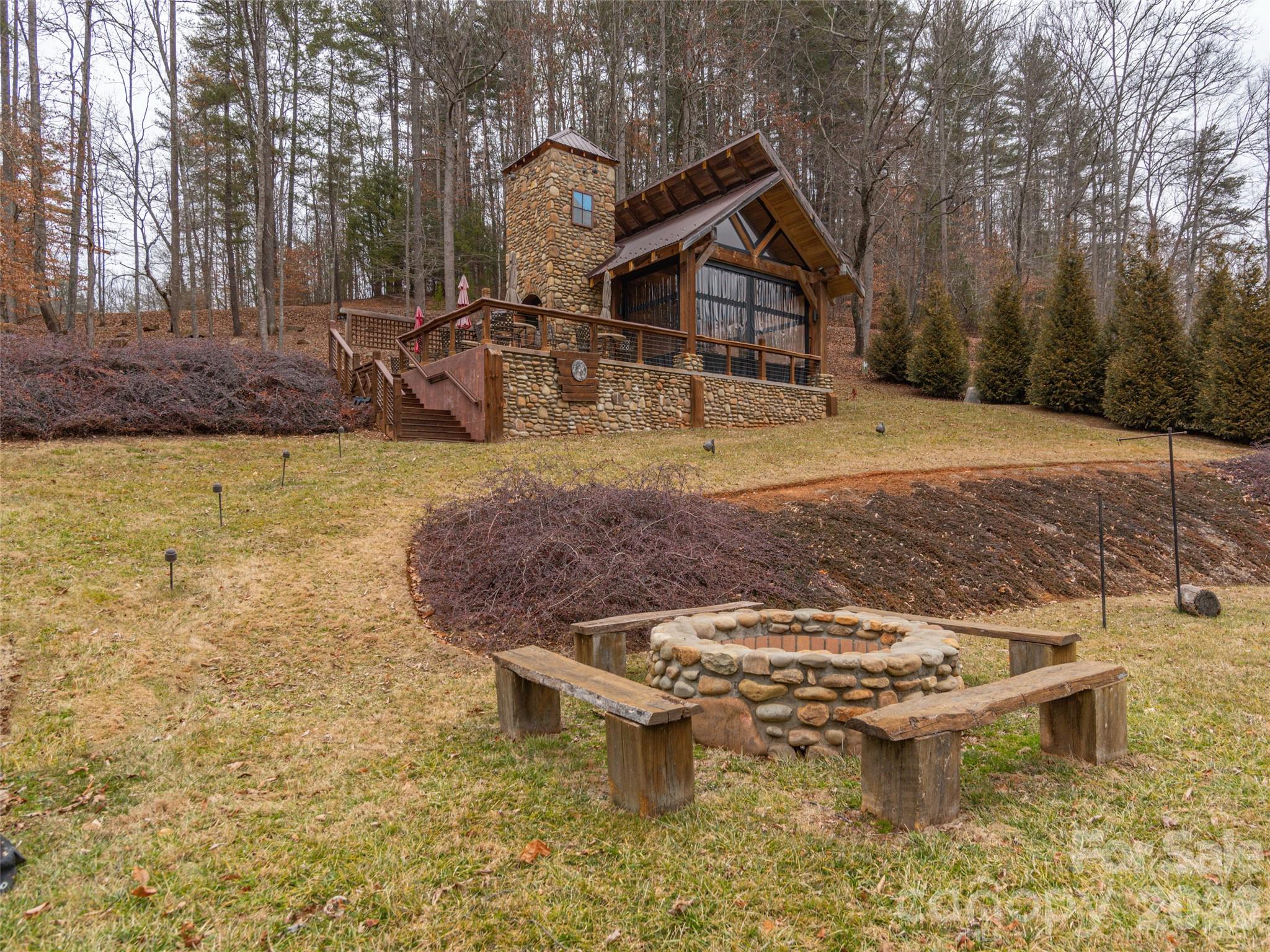189 Sandys Home Place Mars Hill NC 28754