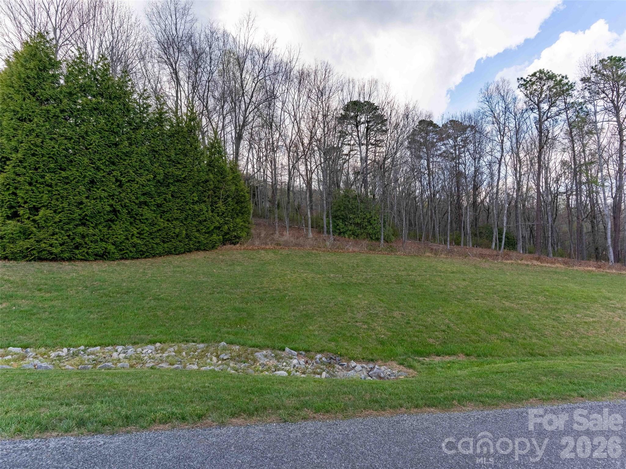 340 Grand Oaks Drive Hendersonville NC 28792