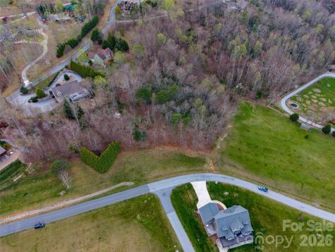 340 Grand Oaks Drive Hendersonville NC 28792
