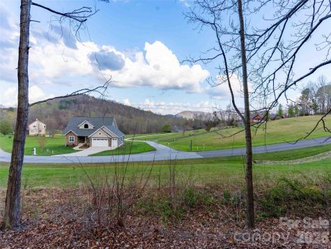 340 Grand Oaks Drive Hendersonville NC 28792