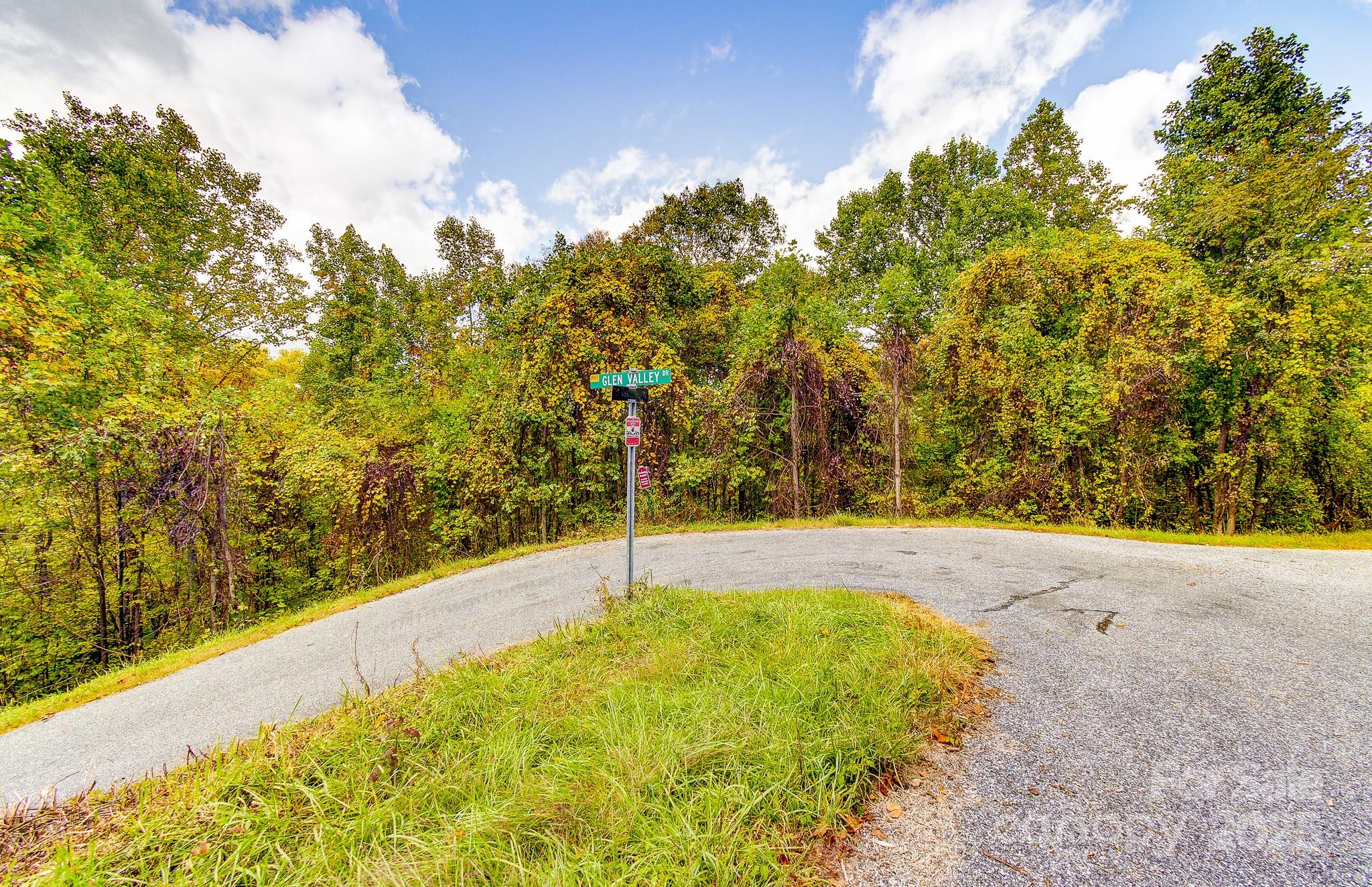 443 Glen Valley Drive Weaverville NC 28787