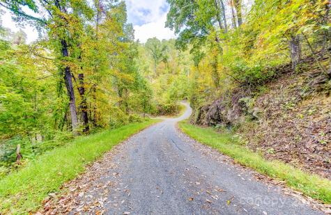 443 Glen Valley Drive Weaverville NC 28787