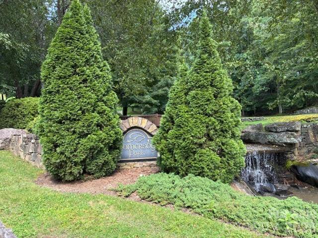 215 Crossvine Trail Hendersonville NC 28739