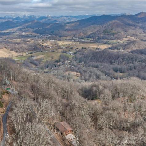 3 Michael Drive Waynesville NC 28785