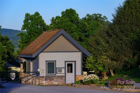62 Destination Drive Asheville NC 28806
