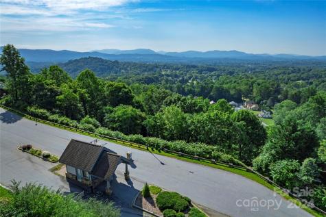 62 Destination Drive Asheville NC 28806