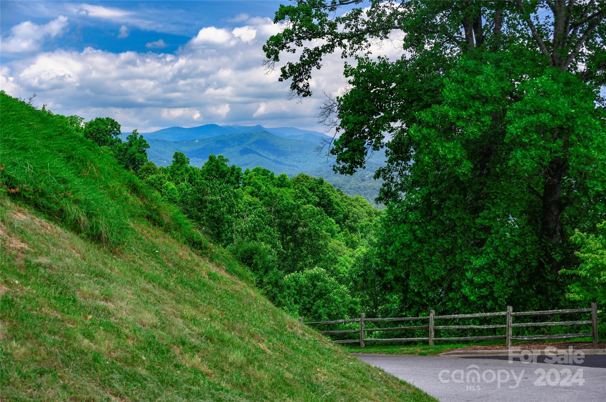 62 Destination Drive Asheville NC 28806