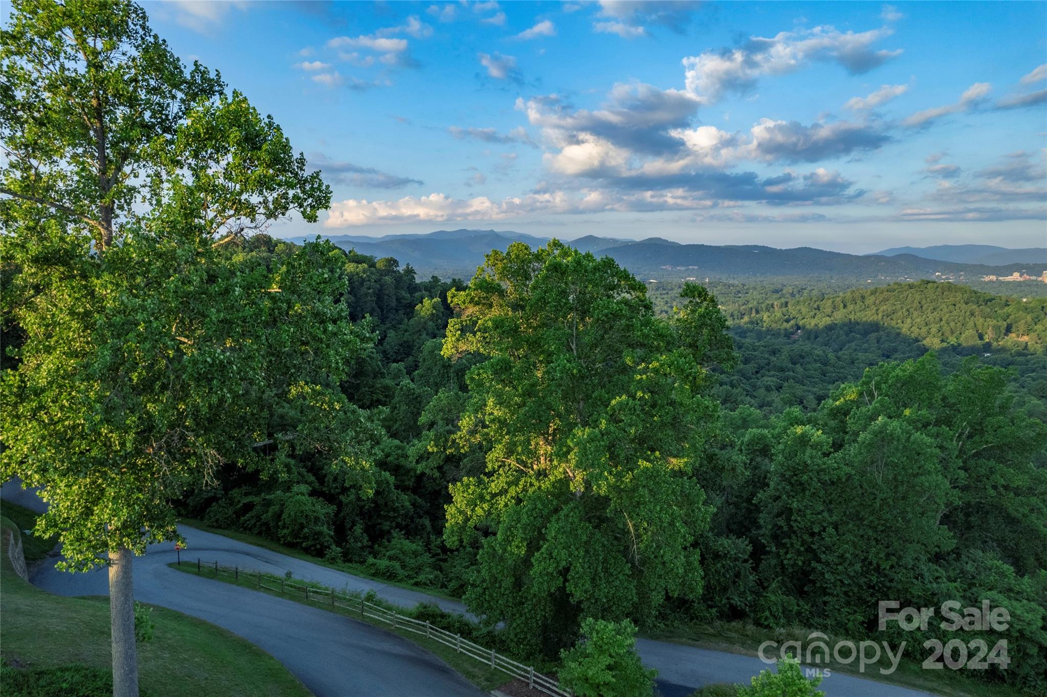 62 Destination Drive Asheville NC 28806