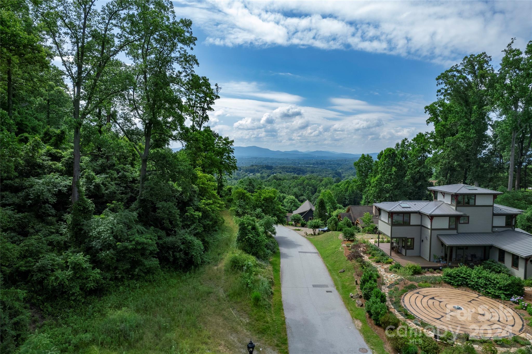 62 Destination Drive Asheville NC 28806