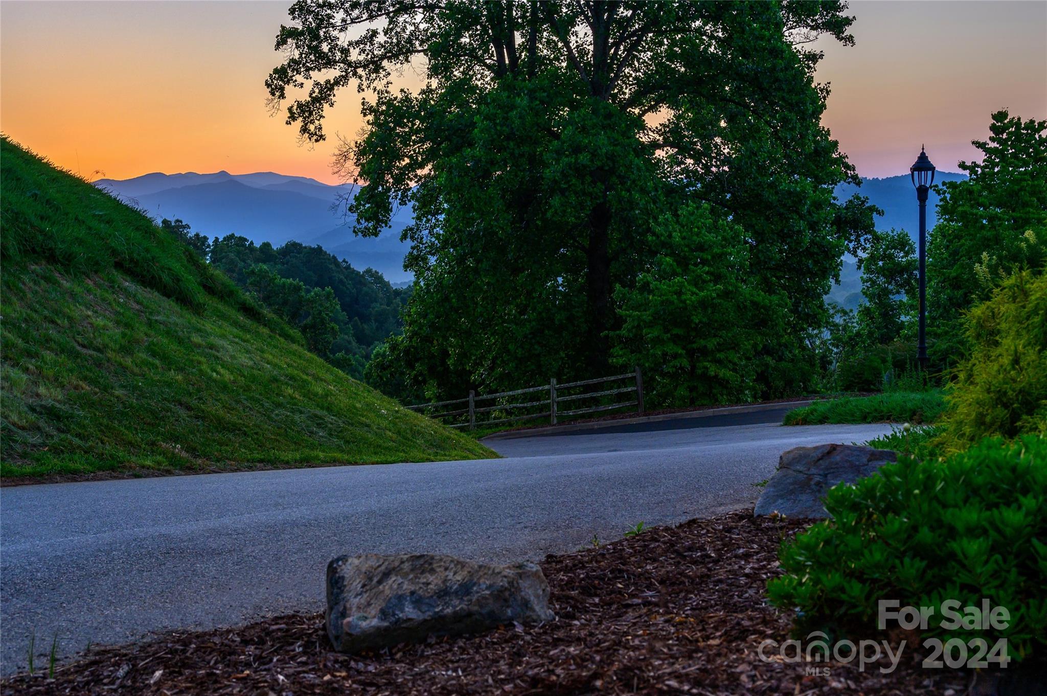 62 Destination Drive Asheville NC 28806