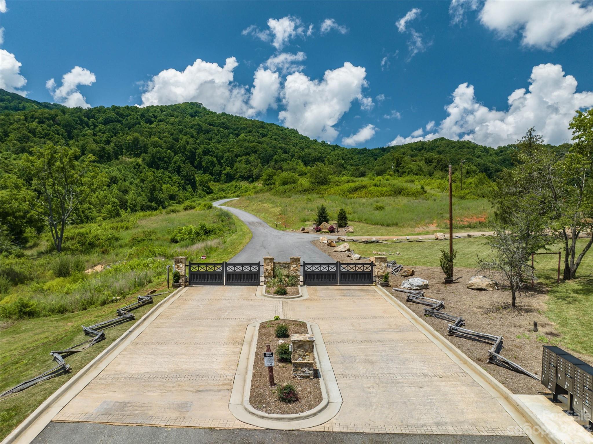 99999 Summit View Drive Candler NC 28715