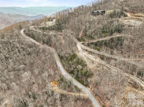 1480 Odalu Trail Maggie Valley NC 28751
