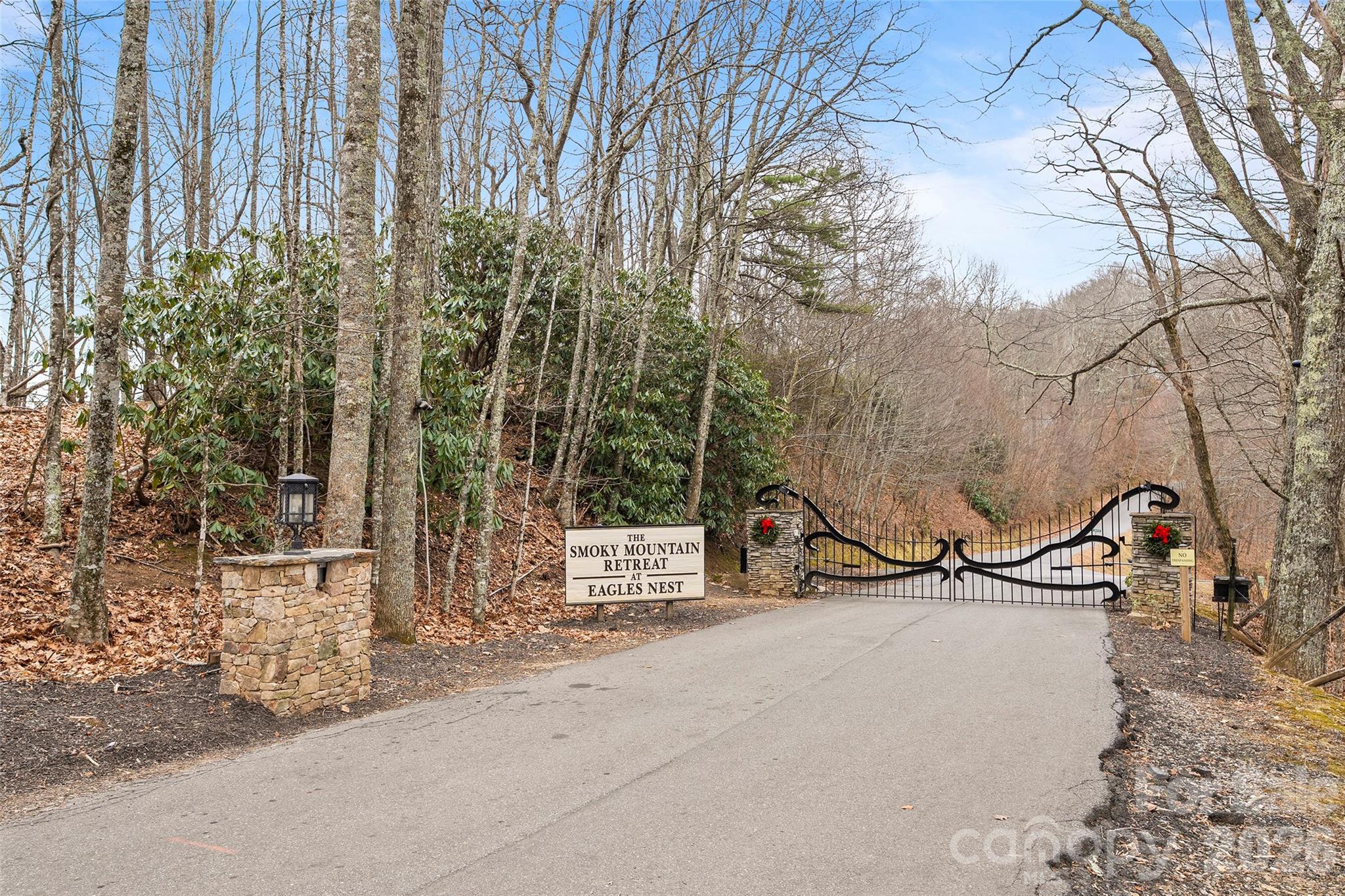 1480 Odalu Trail Maggie Valley NC 28751