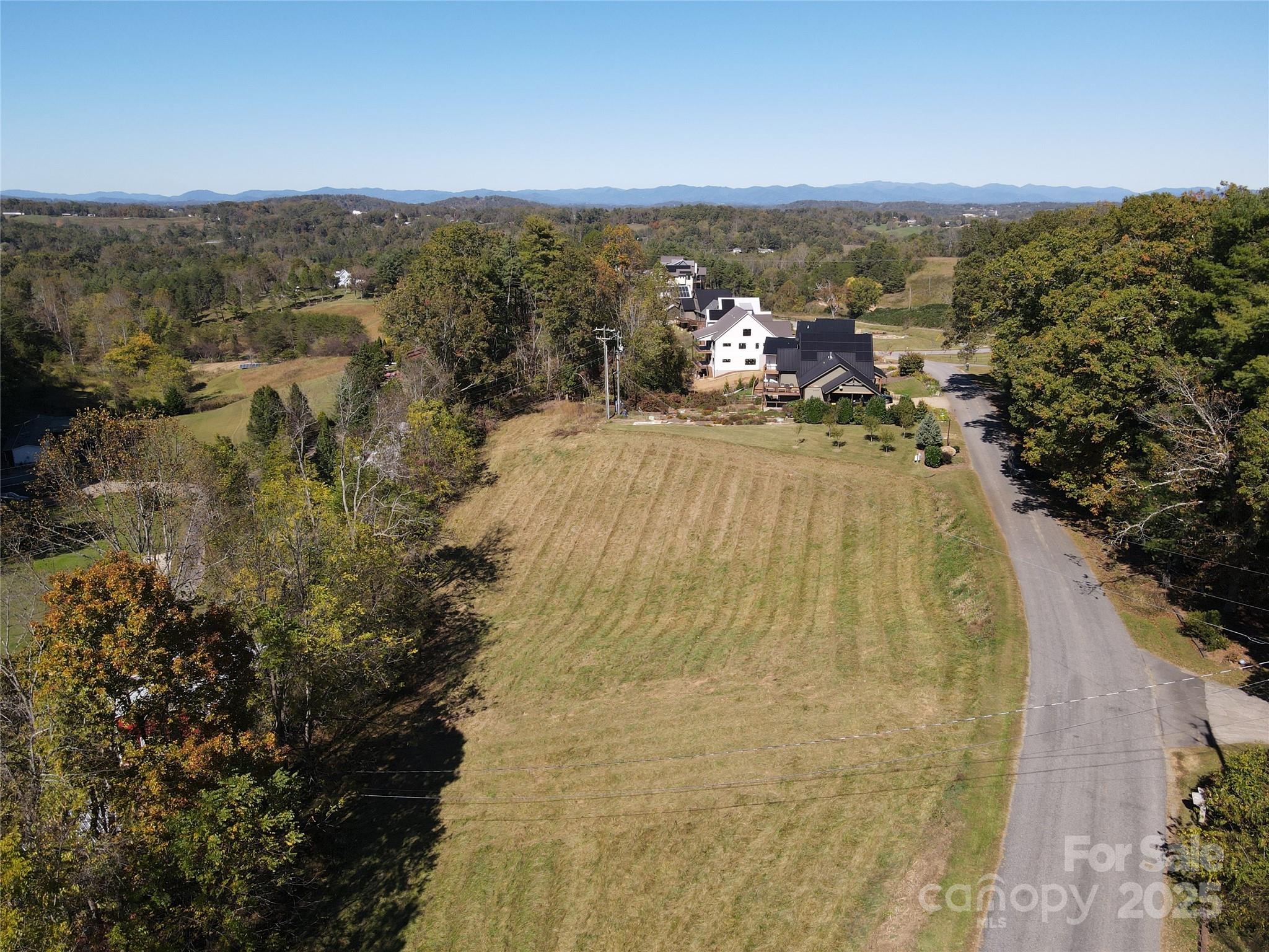215 Old Macedonia Road Asheville NC 28804