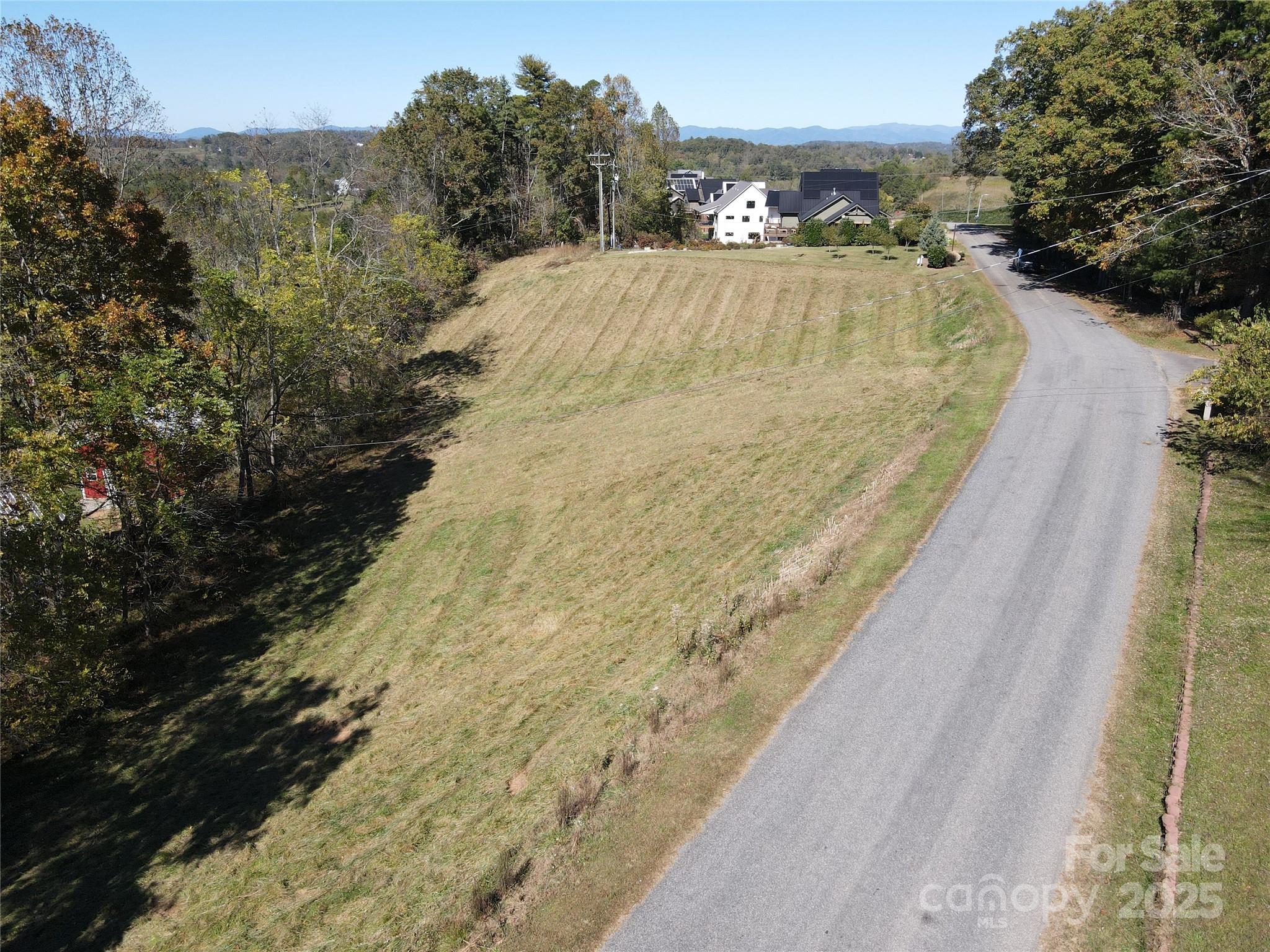 215 Old Macedonia Road Asheville NC 28804