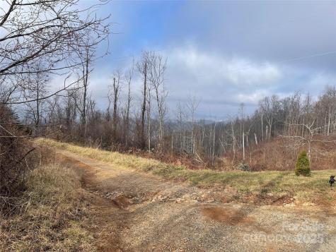 159 Jamestown Lane Hendersonville NC 28792