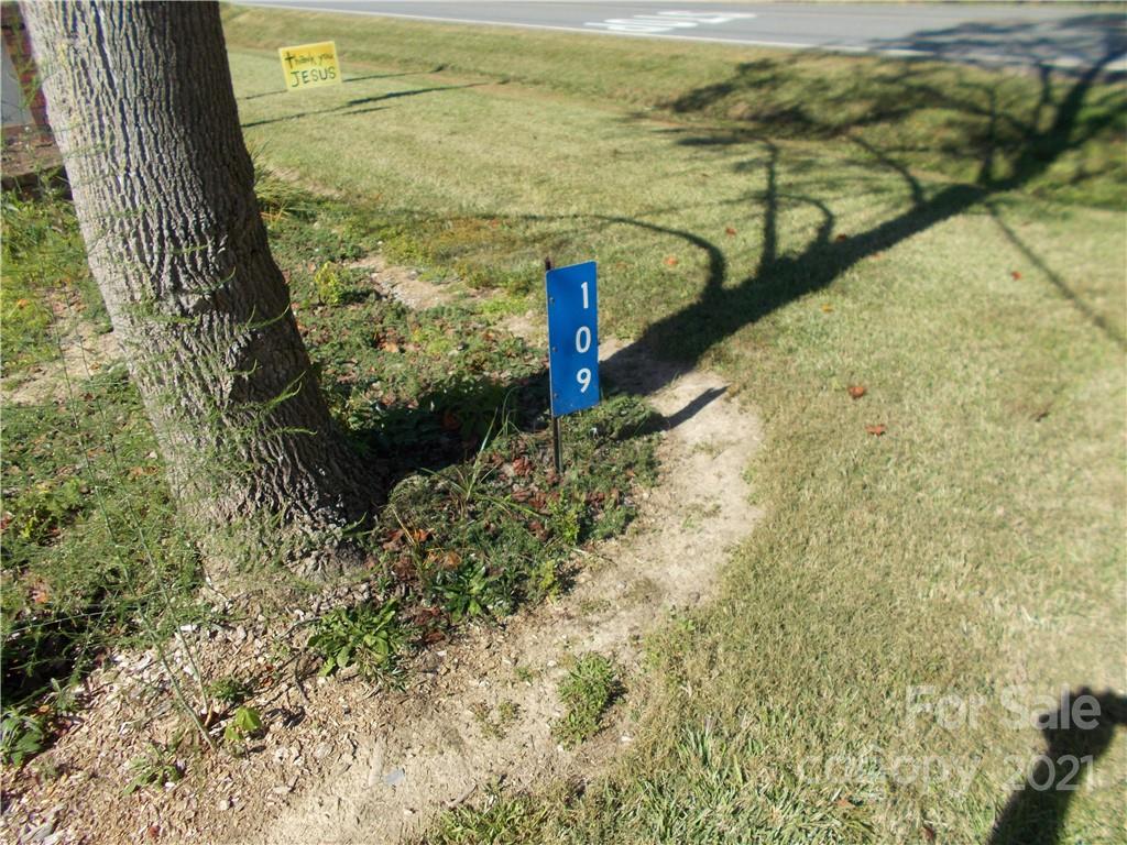 109 Brief Road W Fairview NC 28079