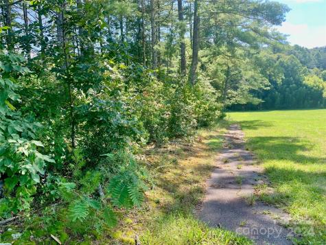 2.81 Acres, 4098 Derbyshire Lane Lenoir NC 28645