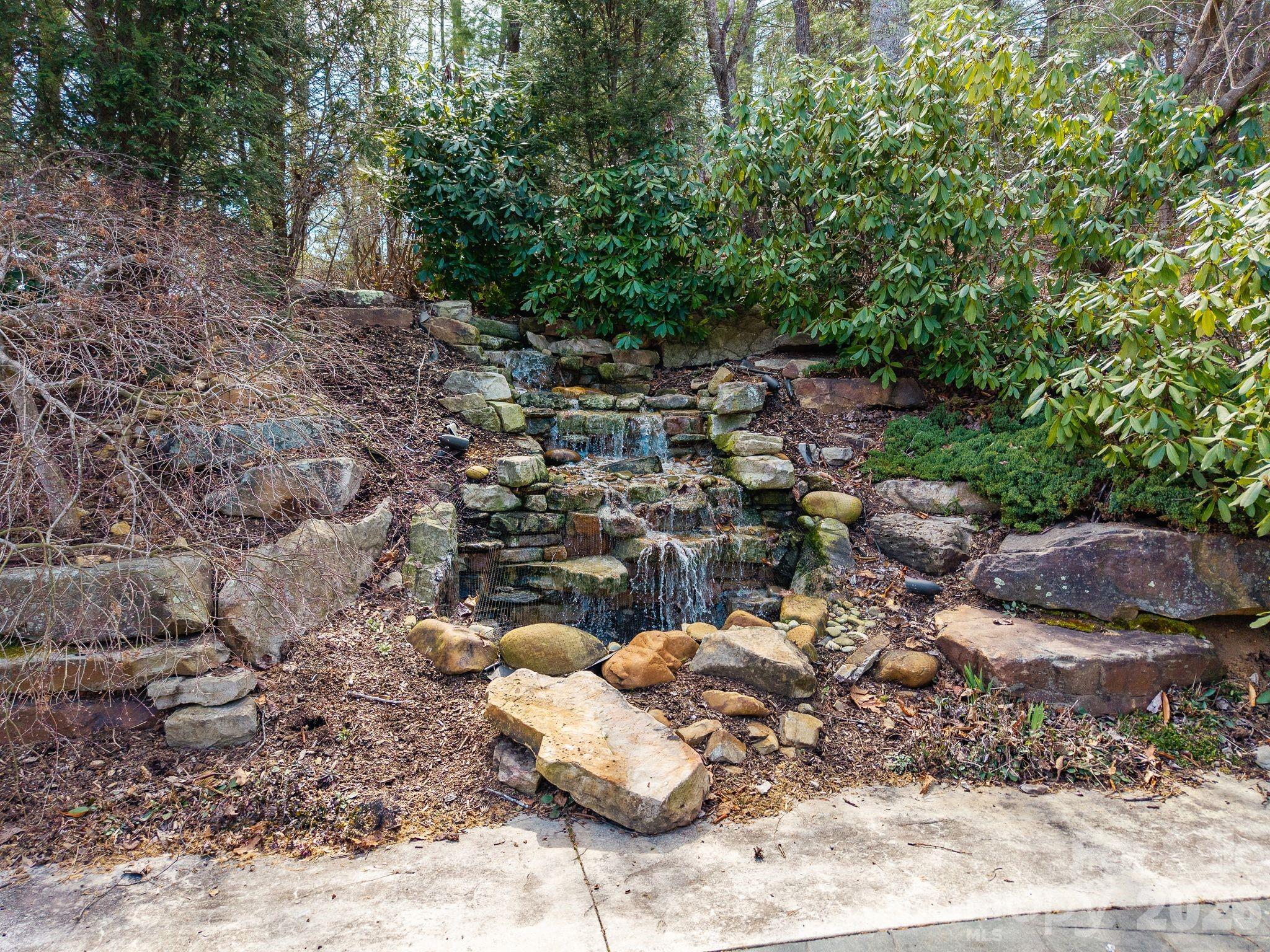 1034 Oleta Mill Trail Hendersonville NC 28792