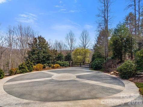 1034 Oleta Mill Trail Hendersonville NC 28792