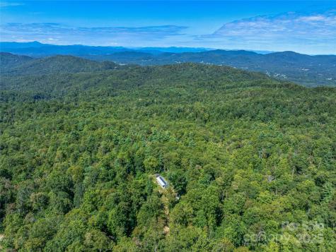632 Justus Case Mountain Place Hendersonville NC 28792