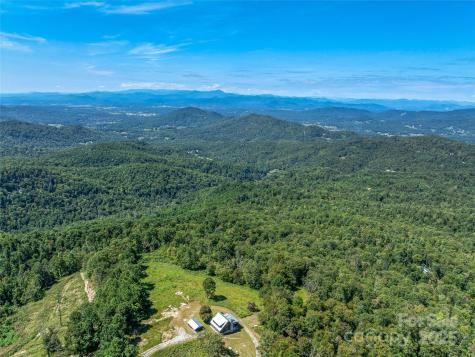 632 Justus Case Mountain Place Hendersonville NC 28792