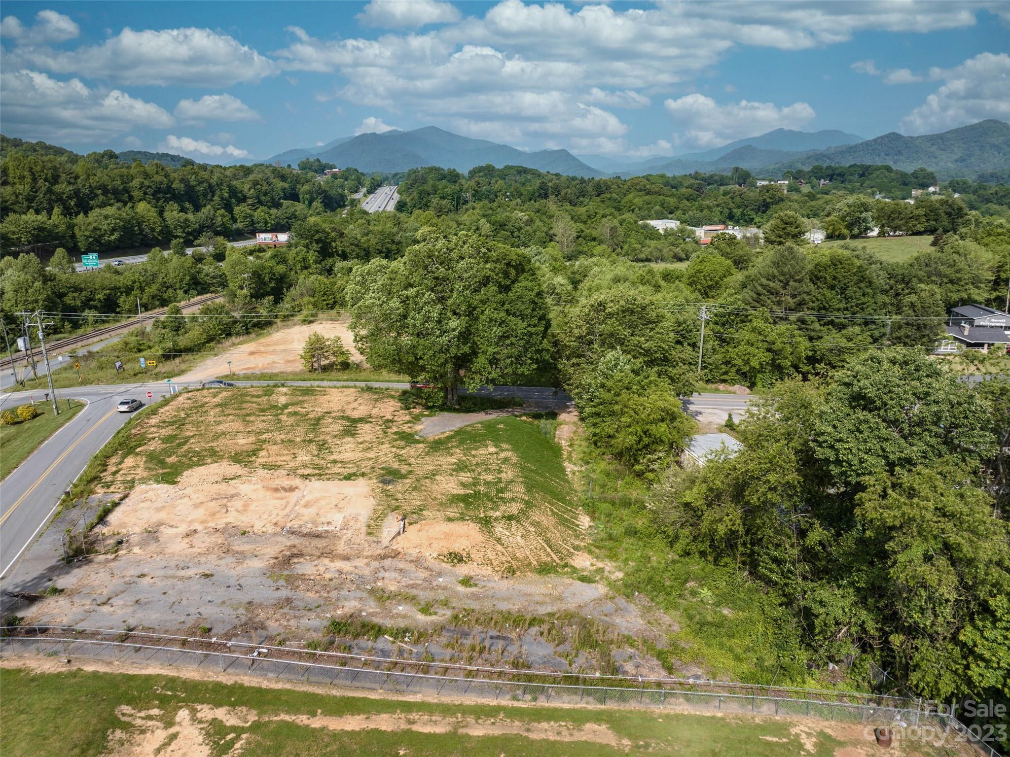 35 Lee Road Clyde NC 28721
