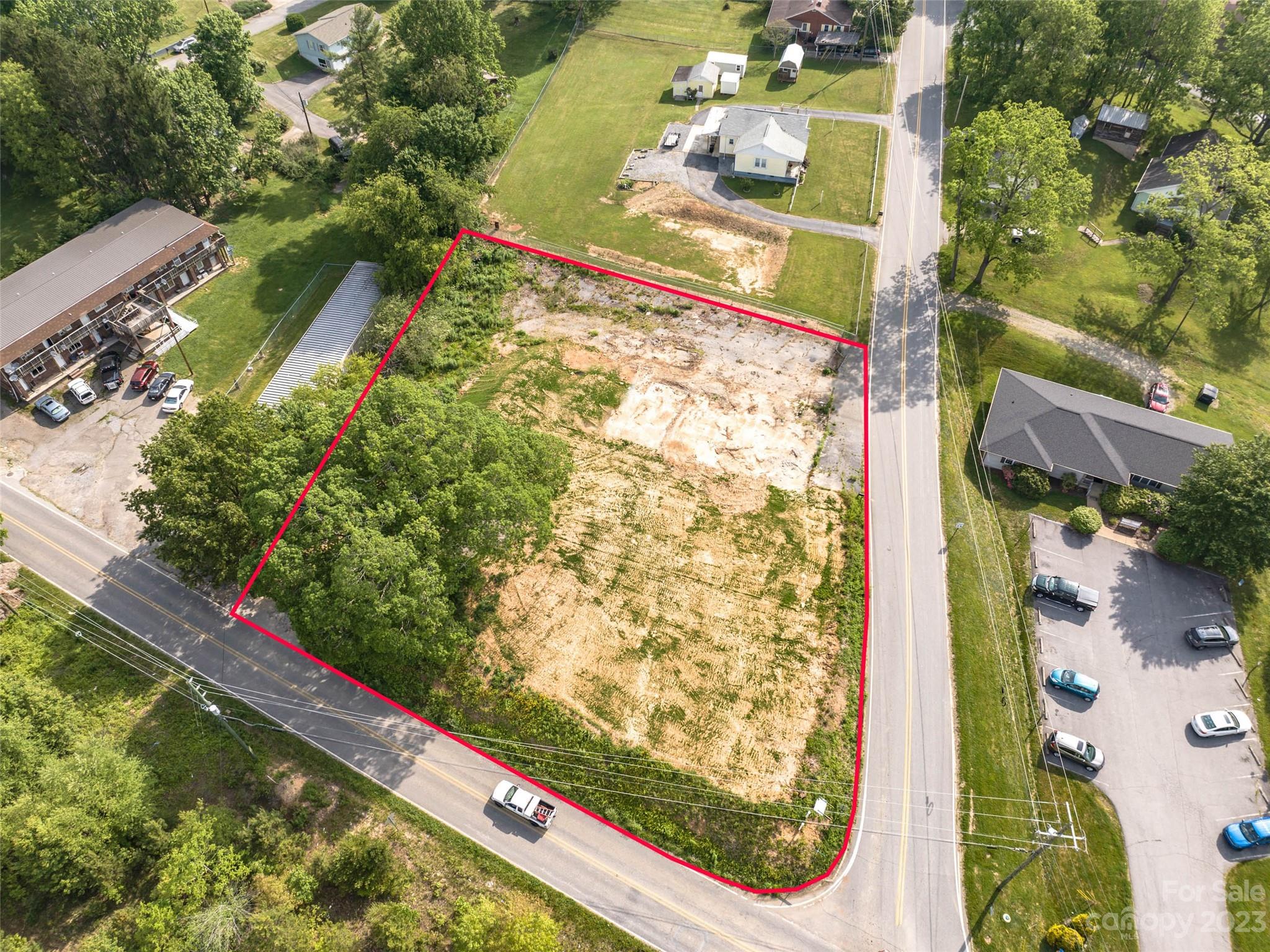 35 Lee Road Clyde NC 28721
