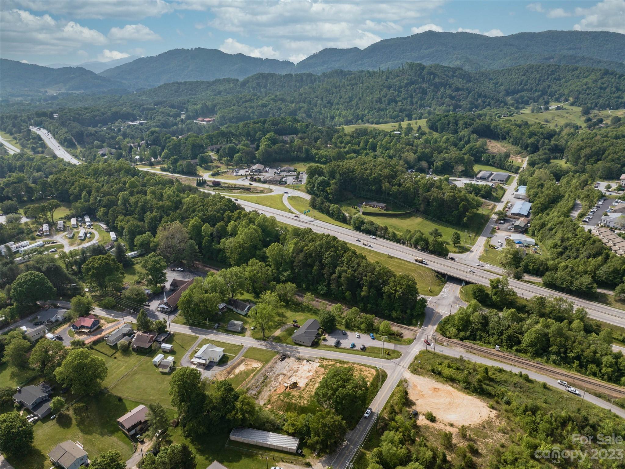 35 Lee Road Clyde NC 28721