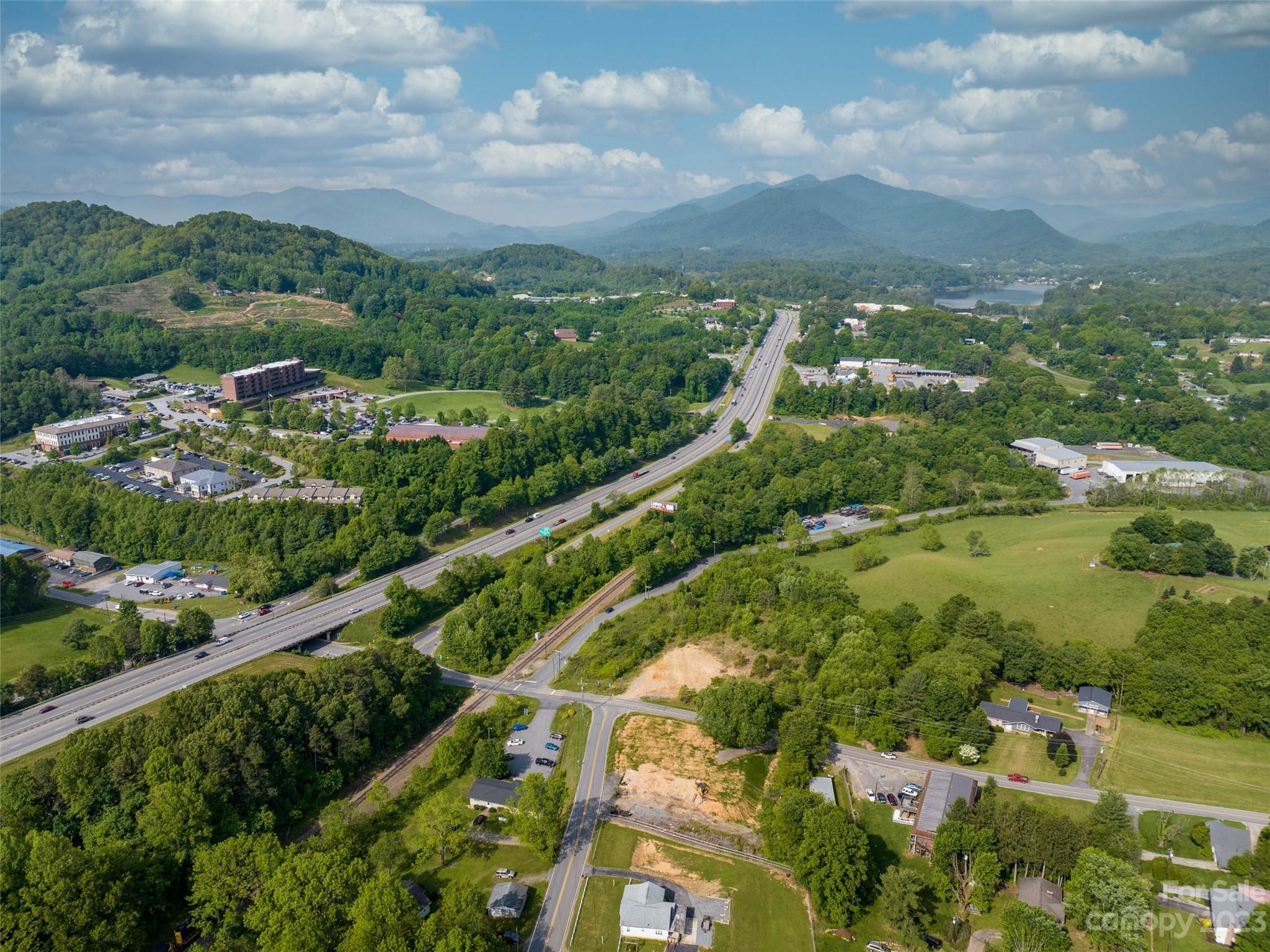 35 Lee Road Clyde NC 28721