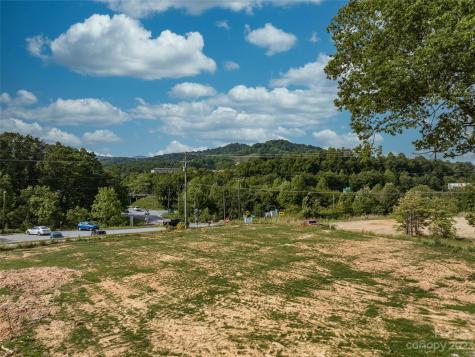 35 Lee Road Clyde NC 28721
