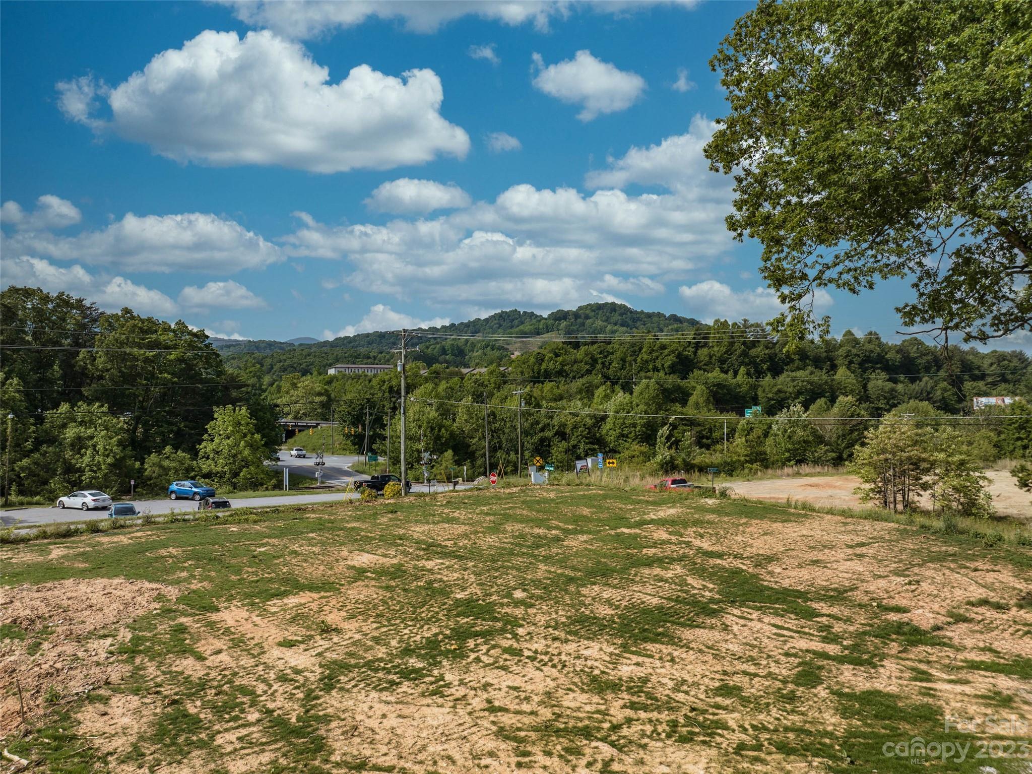 35 Lee Road Clyde NC 28721