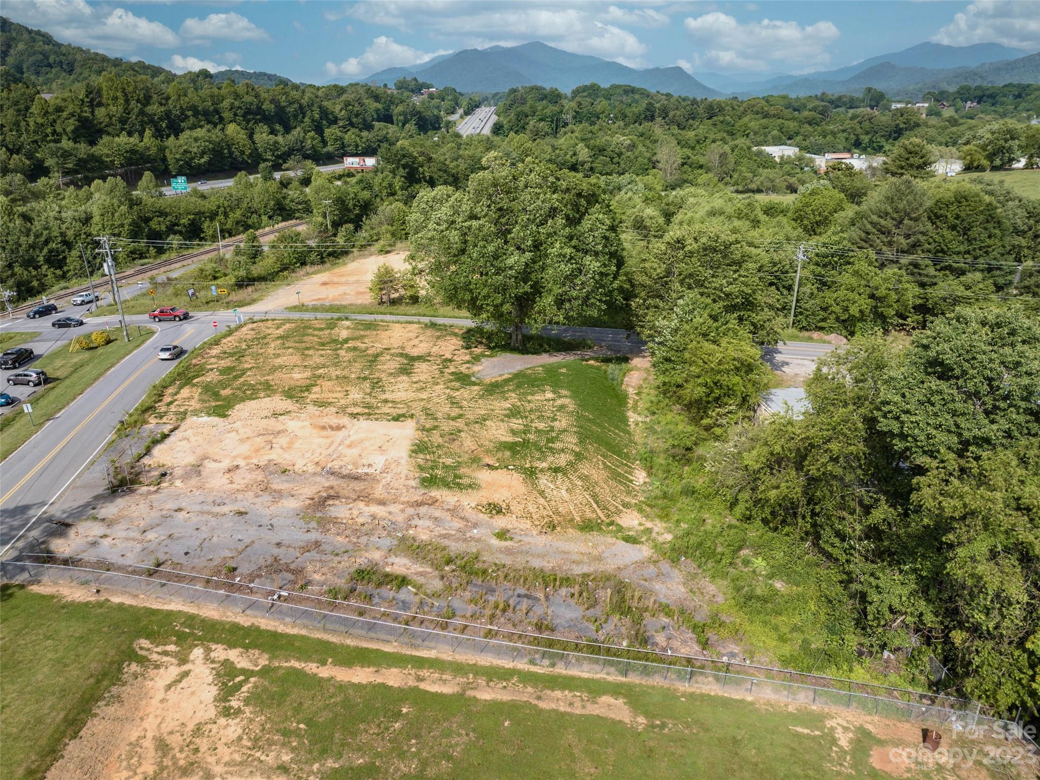 35 Lee Road Clyde NC 28721