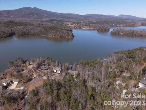 903 Harborside Drive Nebo NC 28761