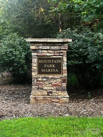 30 Mountain Parkway Mill Spring NC 28756