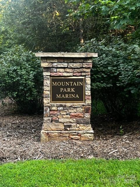 30 Mountain Parkway Mill Spring NC 28756