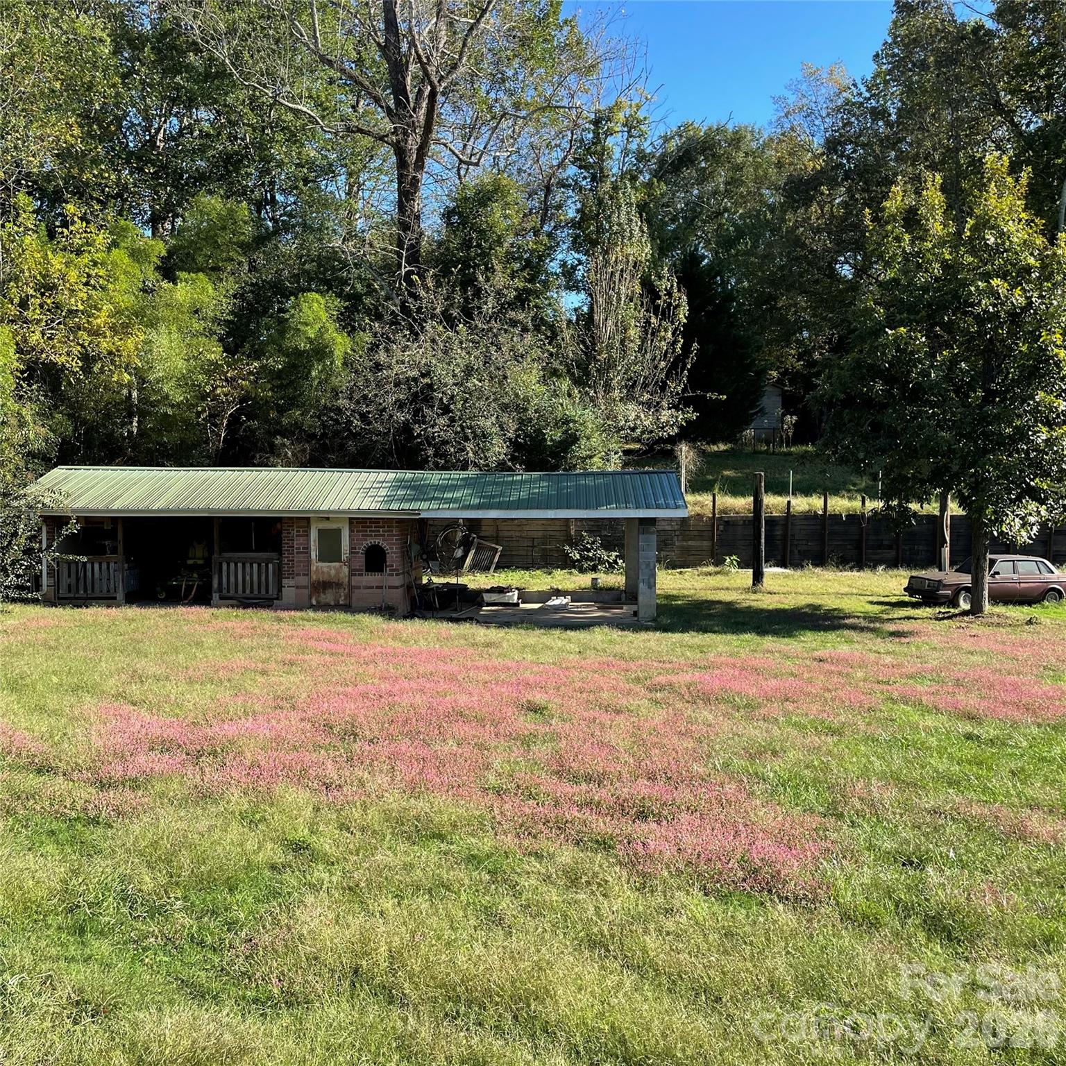 325 29th Avenue Drive NW Hickory NC 28601