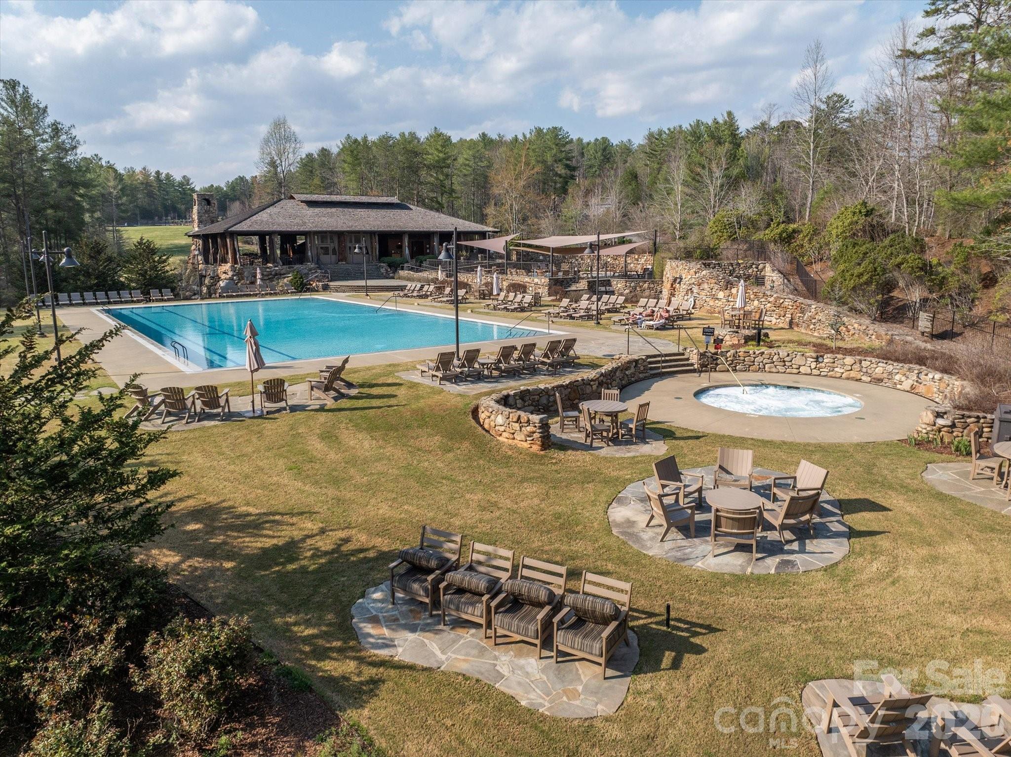 40 Turtle Head Drive Nebo NC 28761