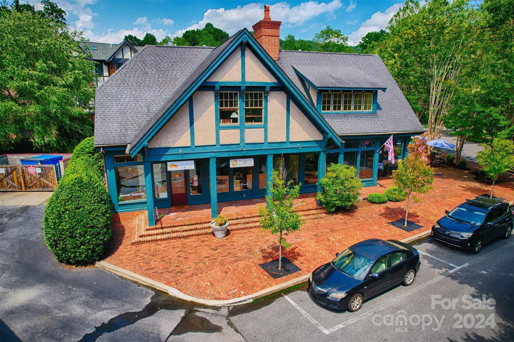 25 Wordsworth Road Black Mountain NC 28711