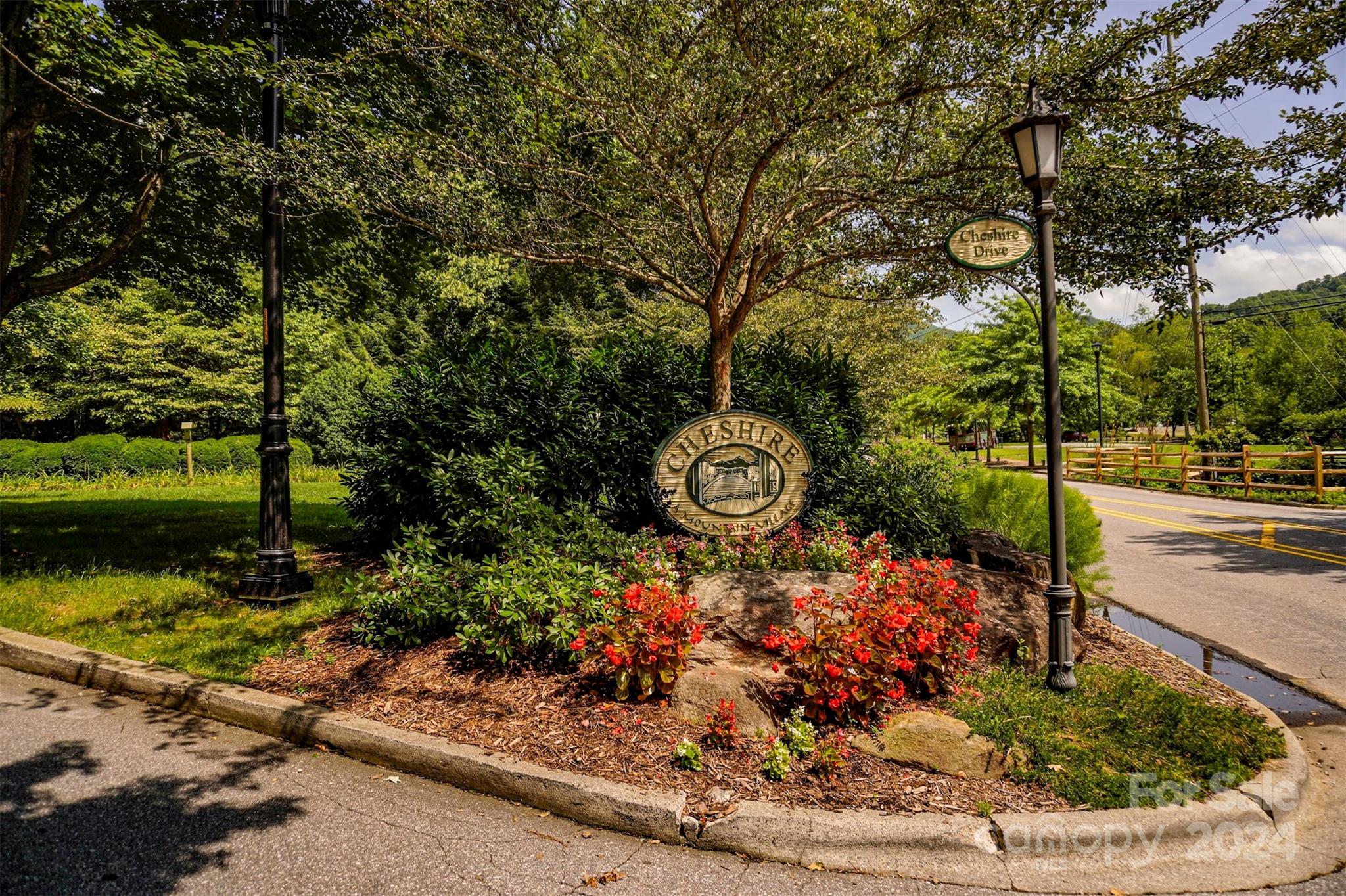 25 Wordsworth Road Black Mountain NC 28711