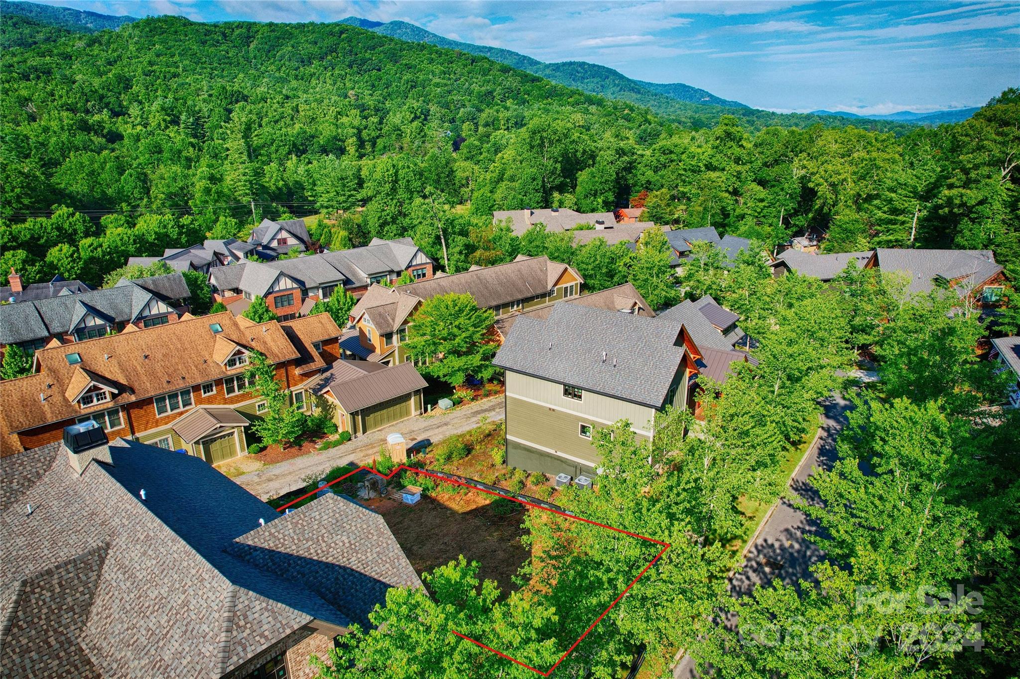 25 Wordsworth Road Black Mountain NC 28711