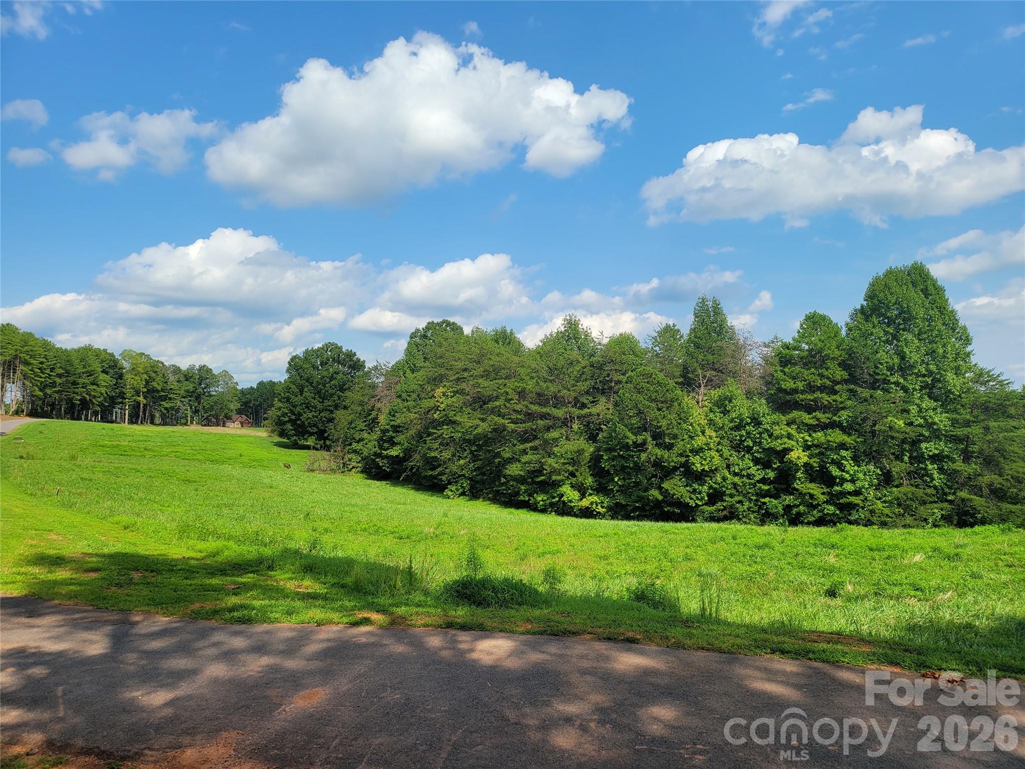 2093 Thoroughbred Way Lenoir NC 28645